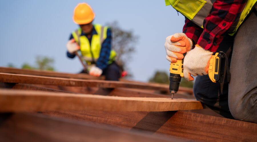 Expert Emergency Roof Repairs services in Bettendorf, IA